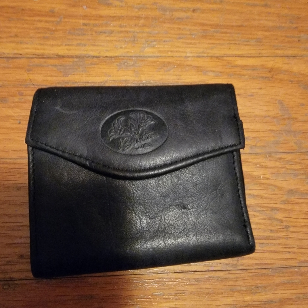 Buxton small wallet